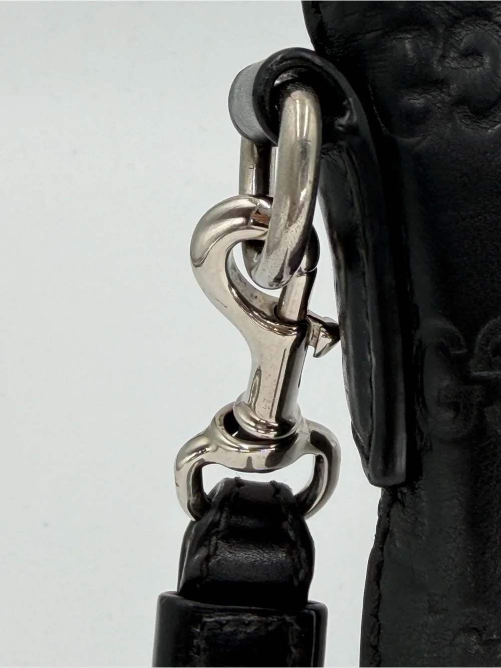 Gucci Black Embossed GG Leather Clutch/Wristlet w/Entrupy COA
